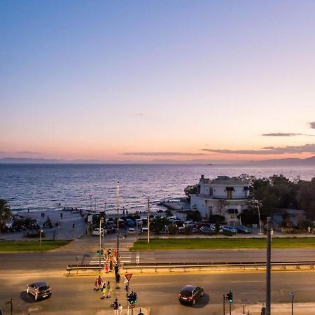 Flisvos Elite Seafront Luxury Apartment Атина Екстериор снимка