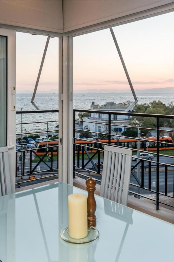 Flisvos Elite Seafront Luxury Apartment Атина Екстериор снимка