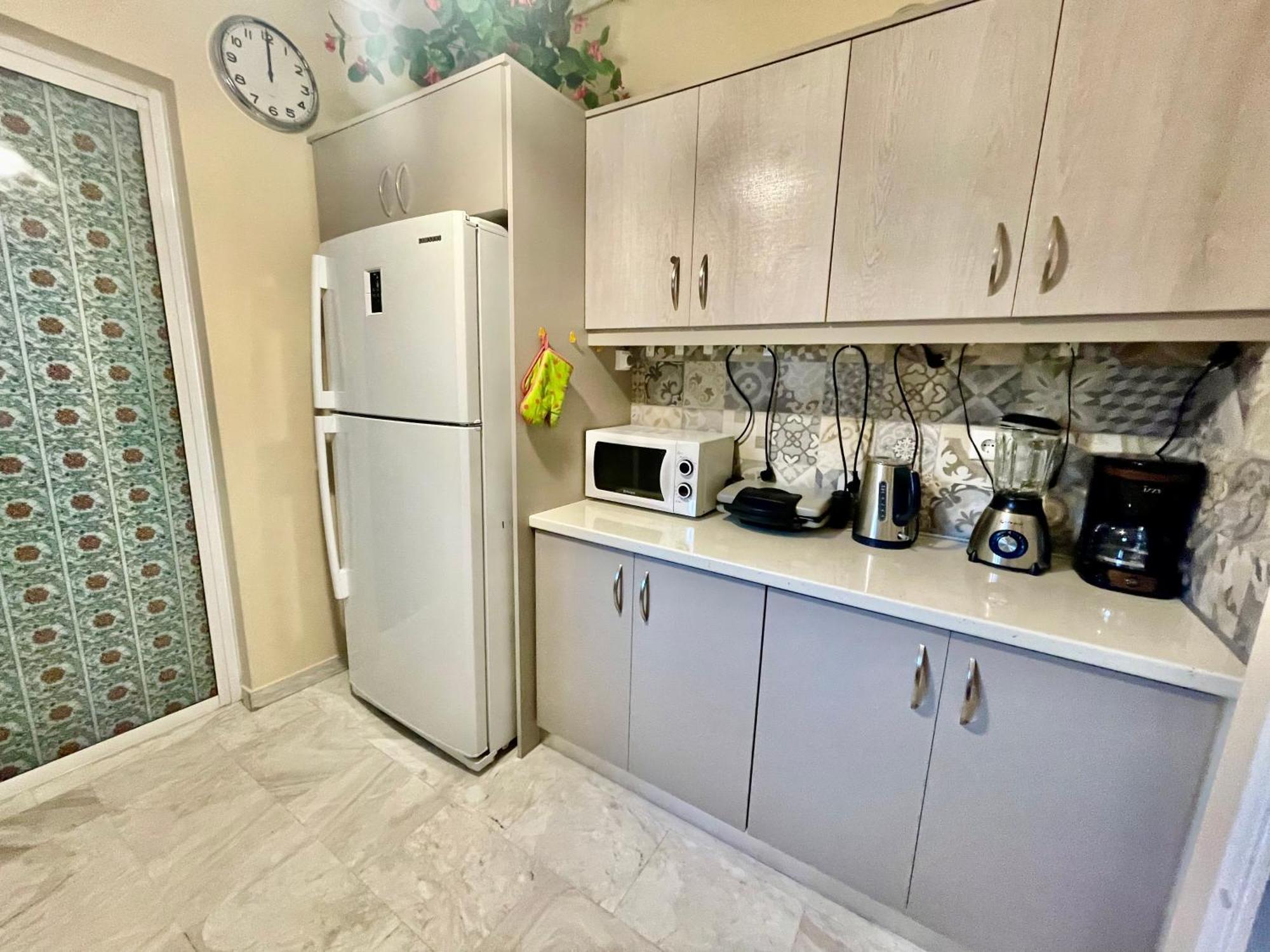 Flisvos Elite Seafront Luxury Apartment Атина Екстериор снимка