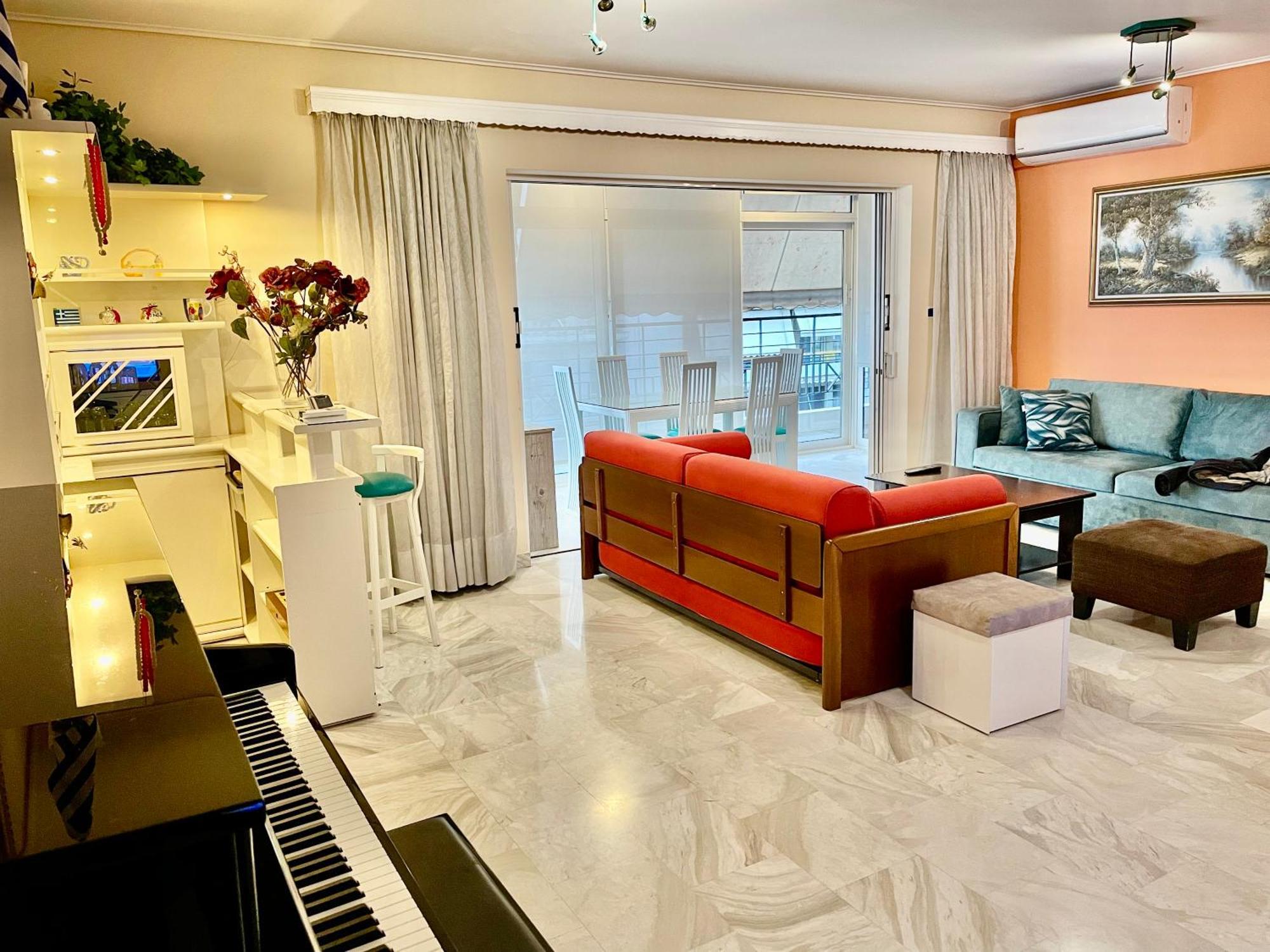 Flisvos Elite Seafront Luxury Apartment Атина Екстериор снимка